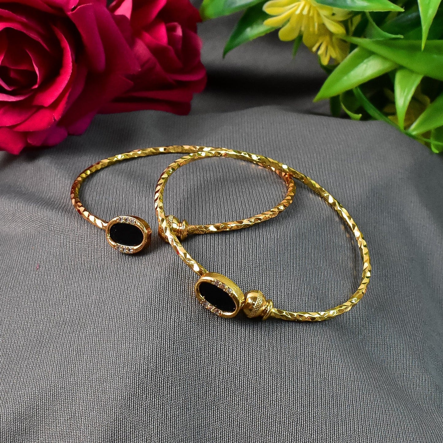 Timeless Artificial Golden Bangles (1 Pair)