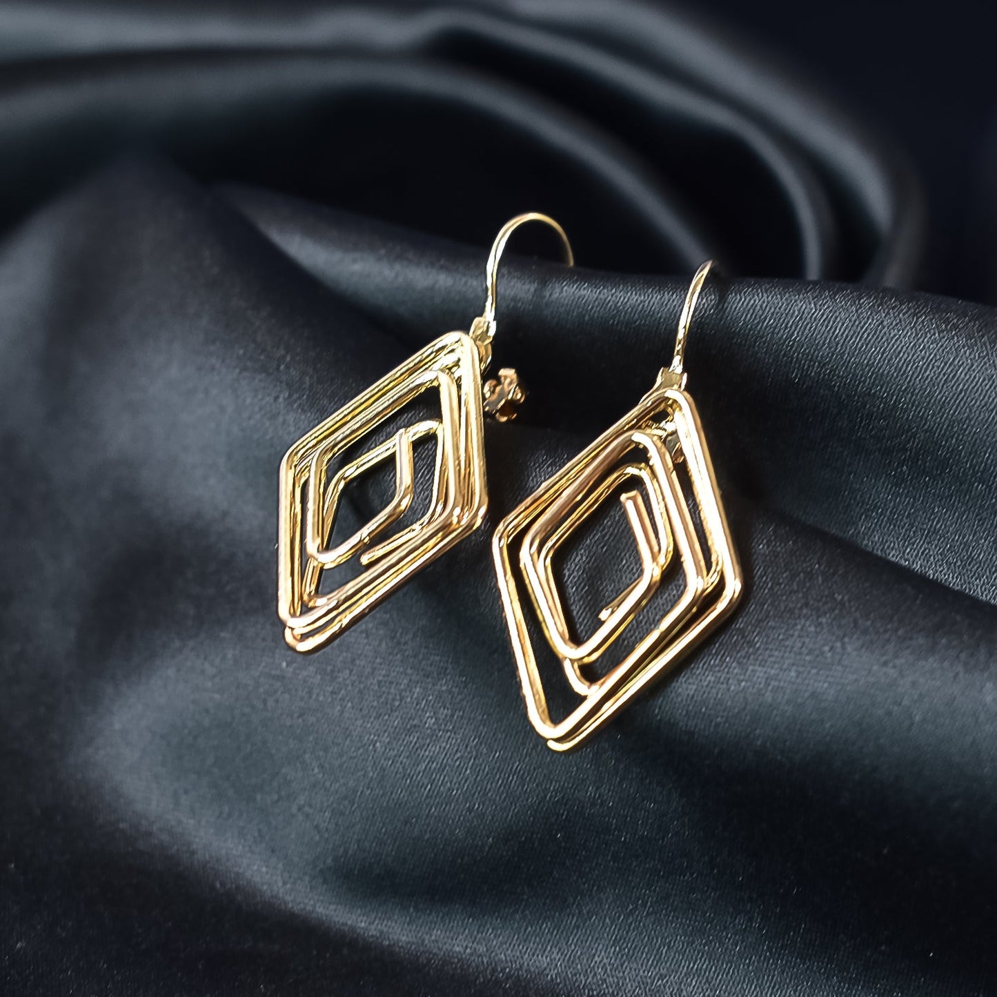Diamound Shape   Artificial Gold Plated Modern Design Earrings
