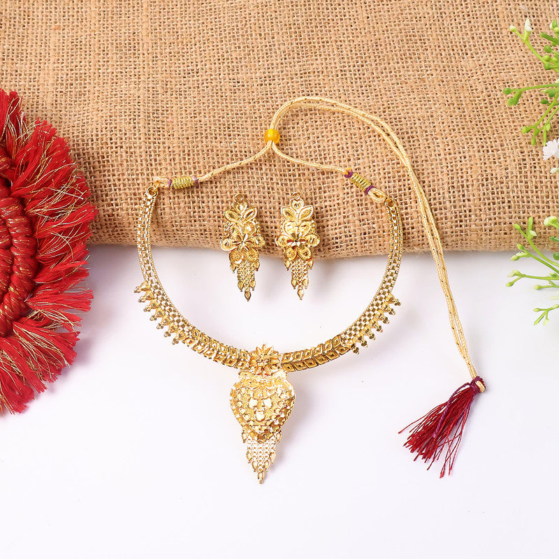 Royal Heritage Leaf Choker Necklace Set – Traditional Design for Festive & Wedding Wear