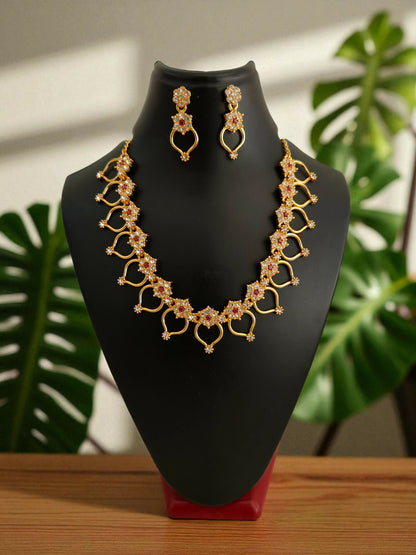 Elegant   Artificial Gold-Plated Floral Necklace & Earrings Set with Pink Stone Accents