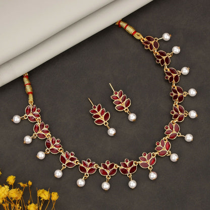 Elegant   Artificial Gold-Tone Matte Leaf Motif Choker with Faux Pearls