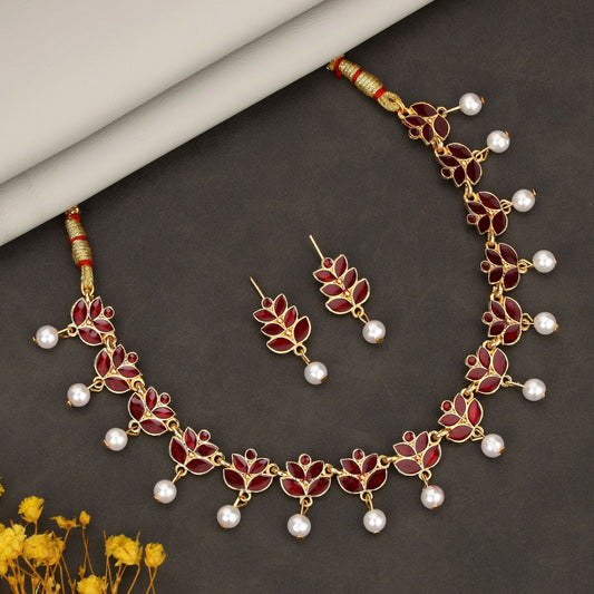 Elegant   Artificial Gold-Tone Matte Leaf Motif Choker with Faux Pearls