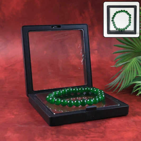 Elegent Green Bead Bracelet With Air-Tight Display Box