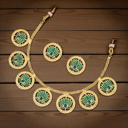 Heavy R   Artificial Gold-Tone Traditional Filigree Choker Set