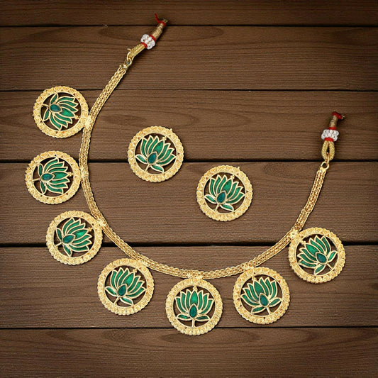 Heavy R   Artificial Gold-Tone Traditional Filigree Choker Set