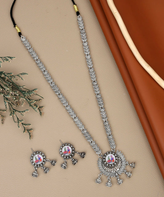 Bold   Artificial Gold-Tone Black Stone Choker with Pearl Drops