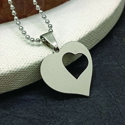 Heart Shaped Chain Pendant For Men And Women